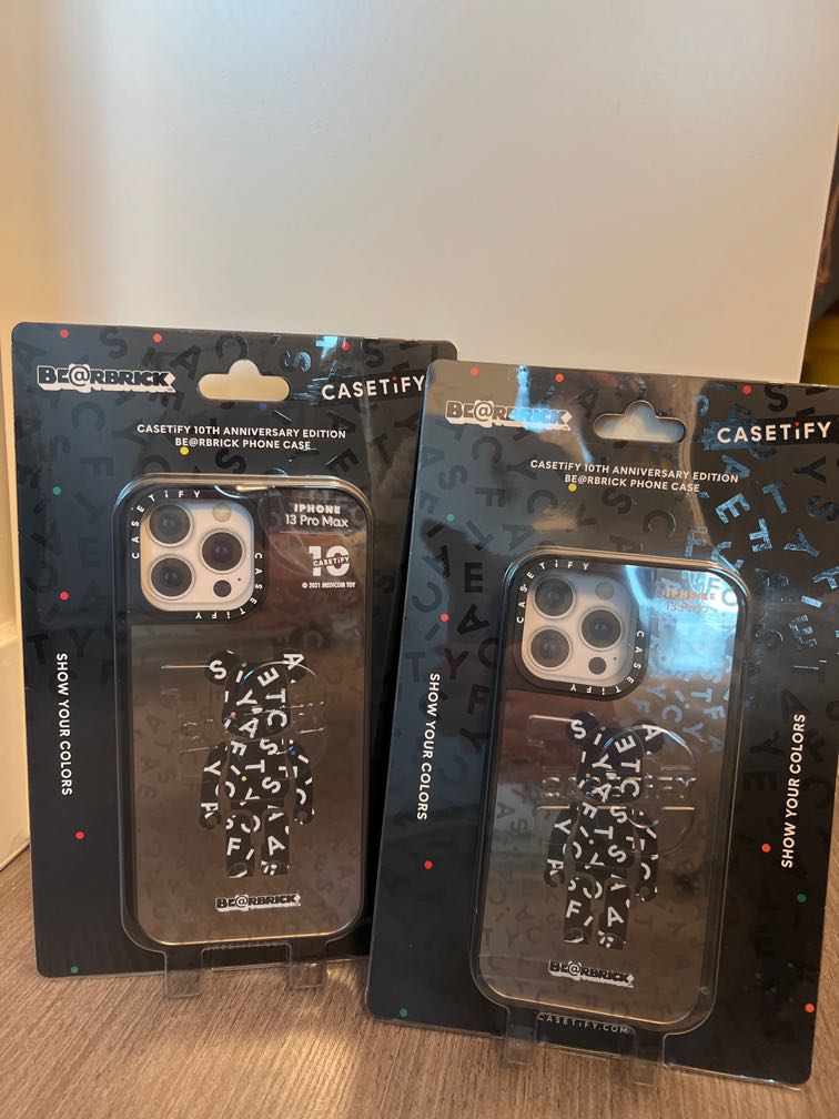 CASETiFY×BE@RBRICK iPhone13 Pro用ケース