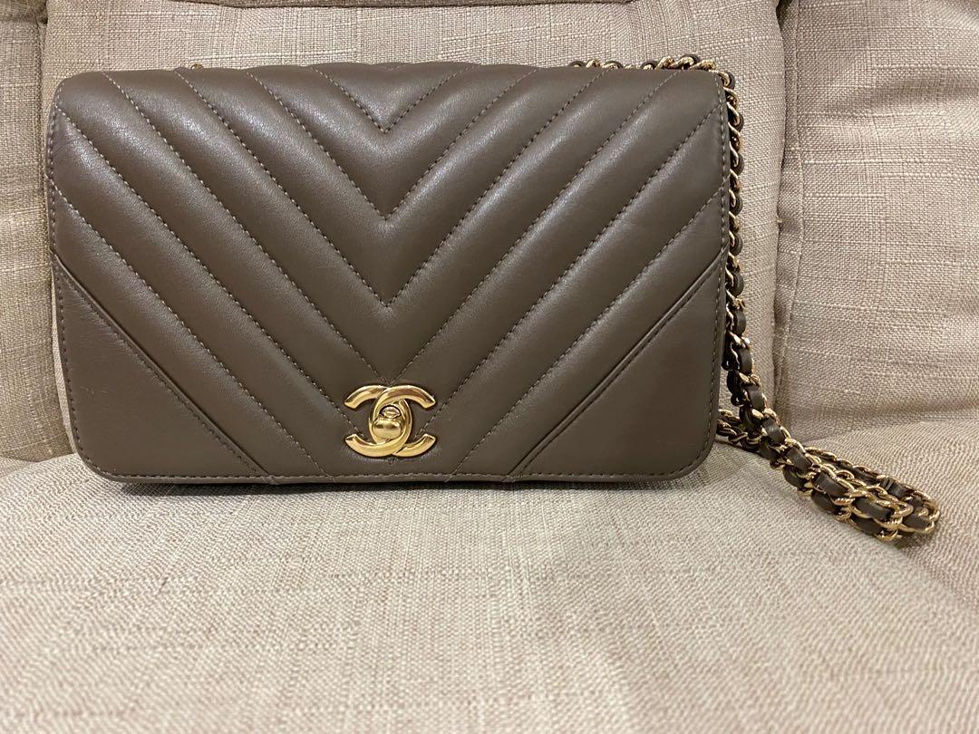 Chanel chevron new arrivals statement bag