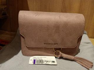 charles and keith slouchy sling bolsa