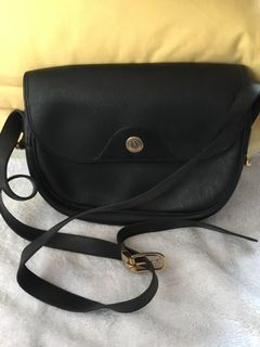 （分類：）位於 。 由 preloved1418 提交（商品編號 1141593870，圖片 1）。簡介： 。