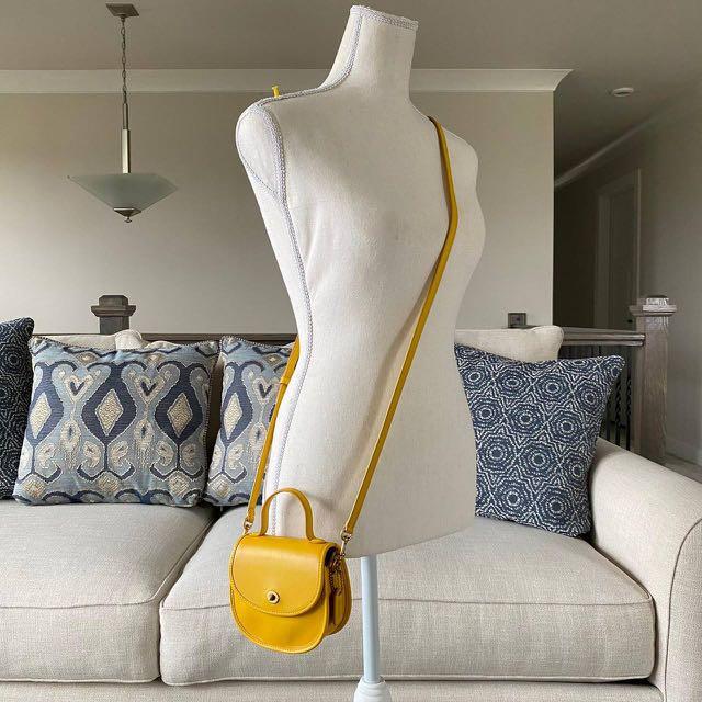 COACH MINI TOP HANDLE SADDLE BAG IN LEMON Women s Fashion Bags