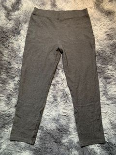 (Category: ) located in . Submitted by -clearingwardrobe- (Listing ID 1141589896, Image 1). Description: .