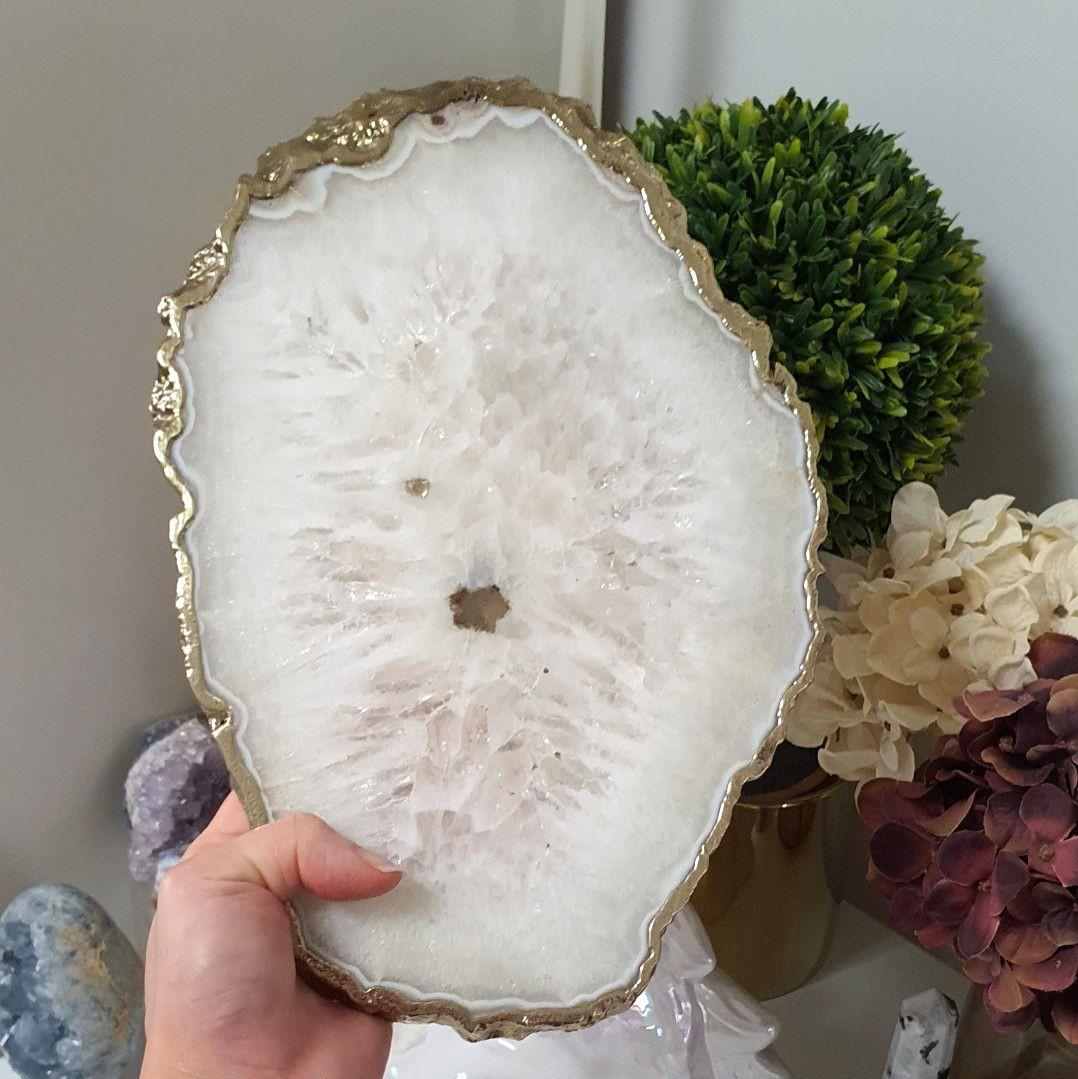 White online agate slices
