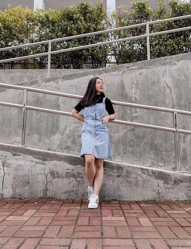 Denim jumper dress Women s Fashion Dresses Sets Dresses on Carousell