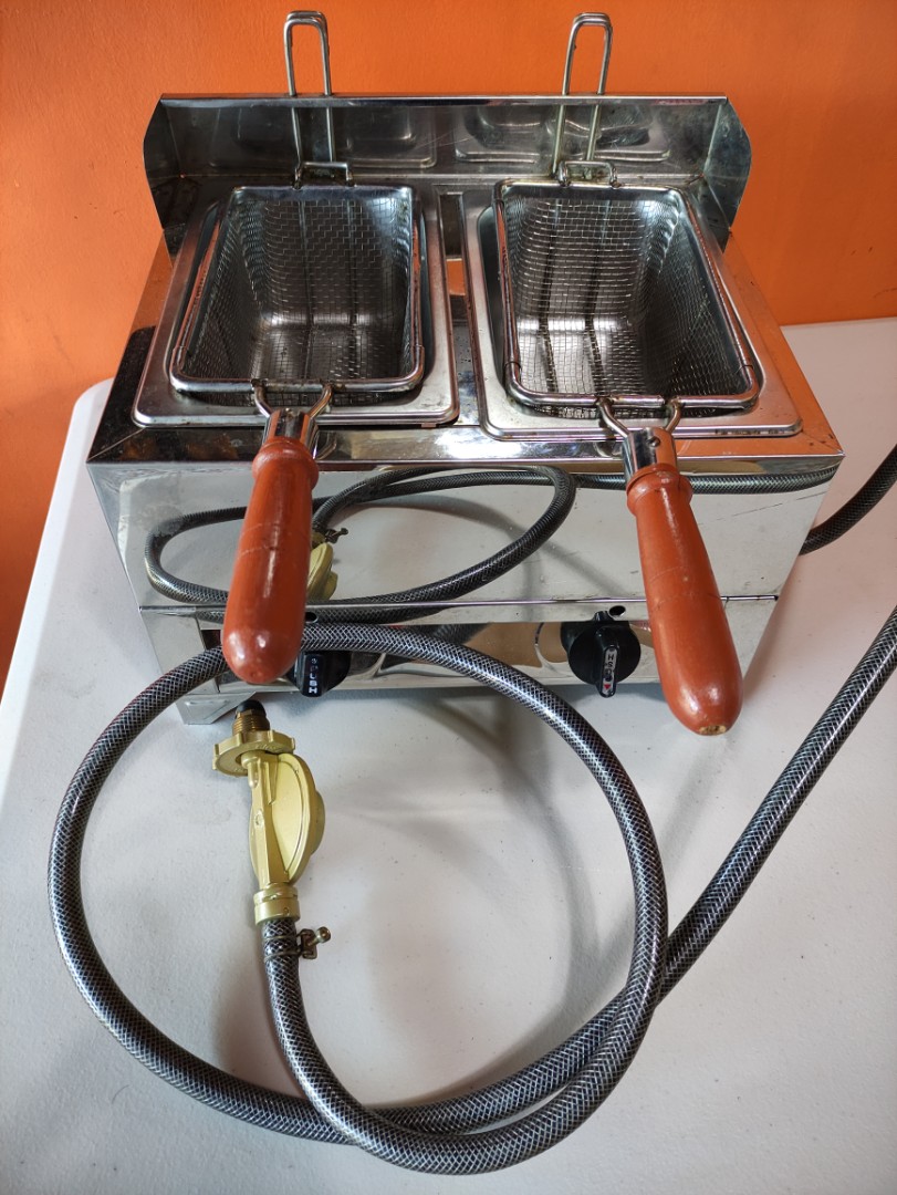 Double Deep Fryer with regulator, Furniture & Home Living, Kitchenware