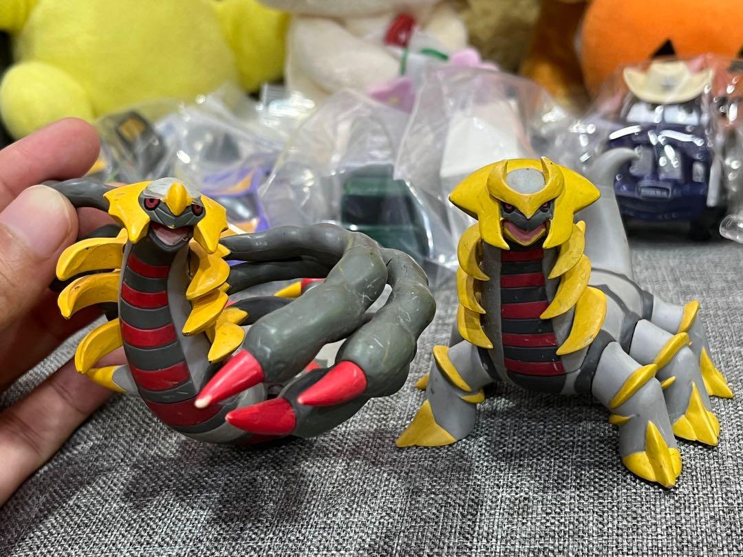 Figurine giratina clearance