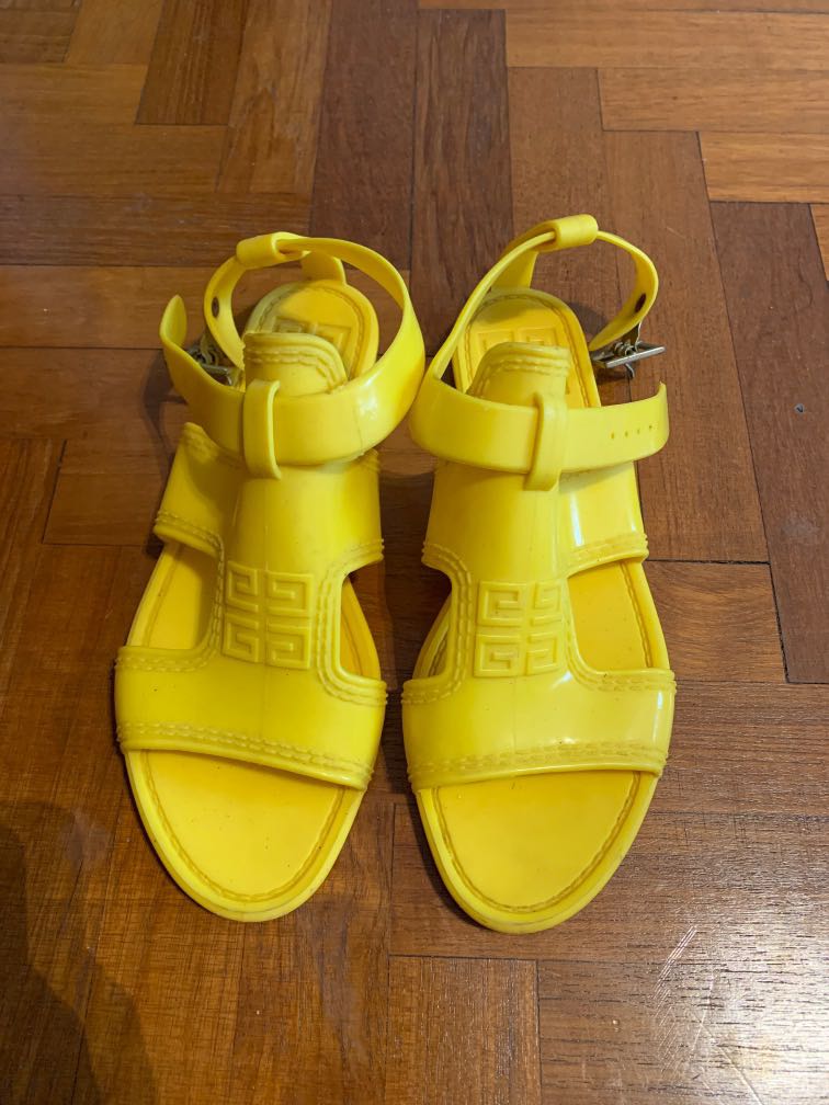 Givenchy discount rubber sandals