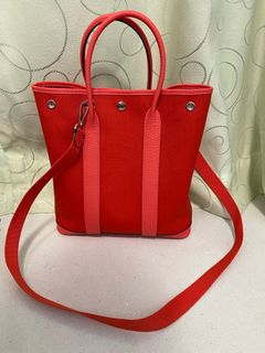 （分類：）位於 。 由 ginny.fish.storm 提交（商品編號 1141637277，圖片 1）。簡介： 。