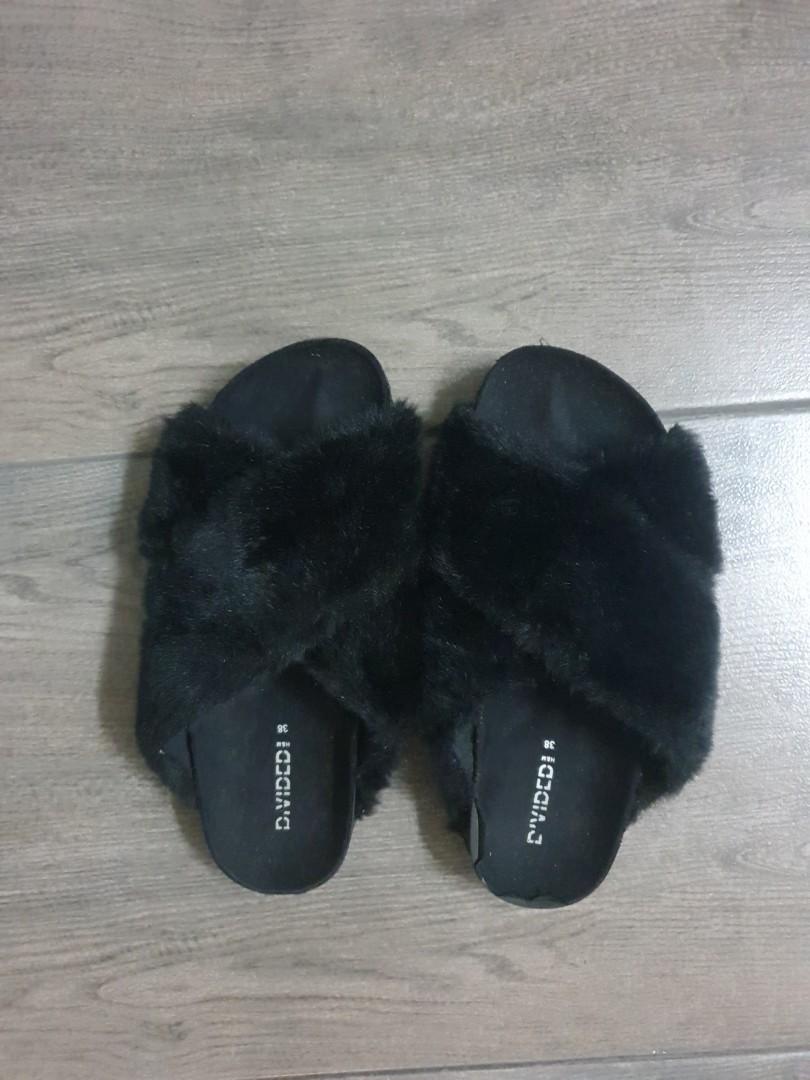 H&m black slippers cheap