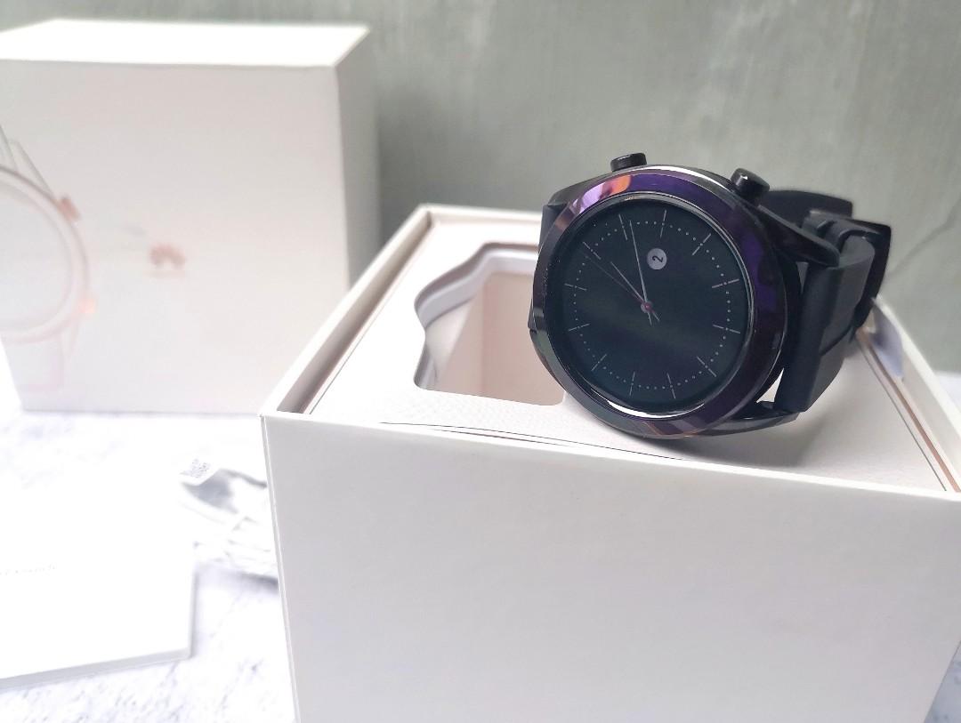 Huawei Watch GT 42mm black Mobile Phones Gadgets Wearables