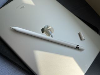 （分類：）位於 。 由 lmaoeee 提交（商品編號 1141632012，圖片 1）。簡介： 。