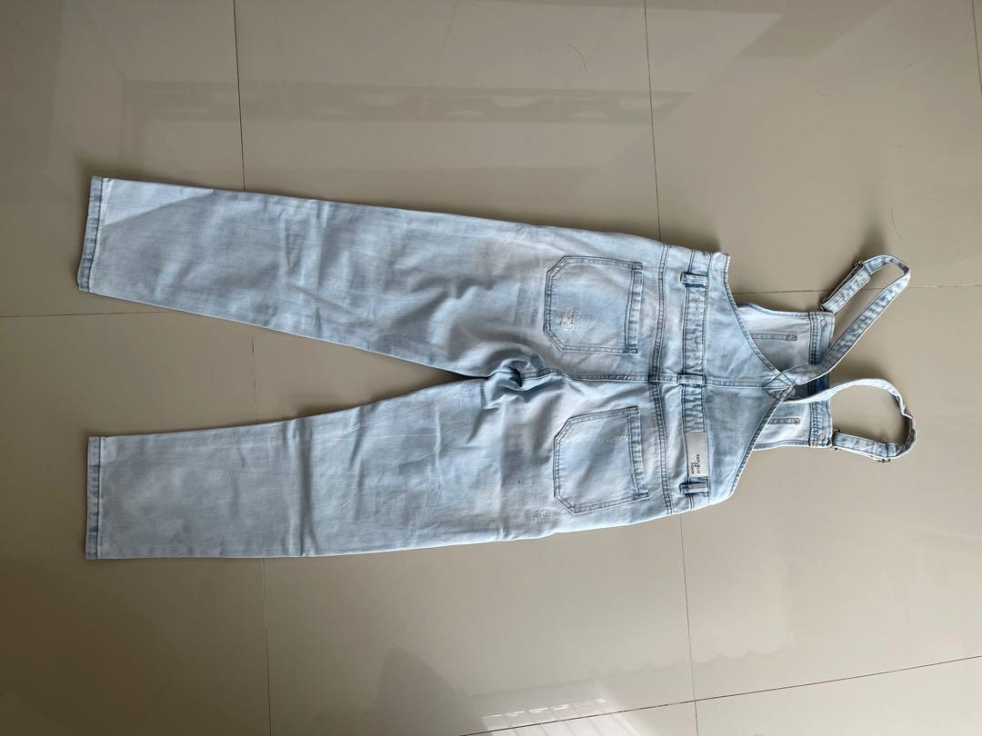 Jumpsuits jeans republic of denim, Fesyen Wanita, Pakaian Wanita, Jumpsuits  di Carousell