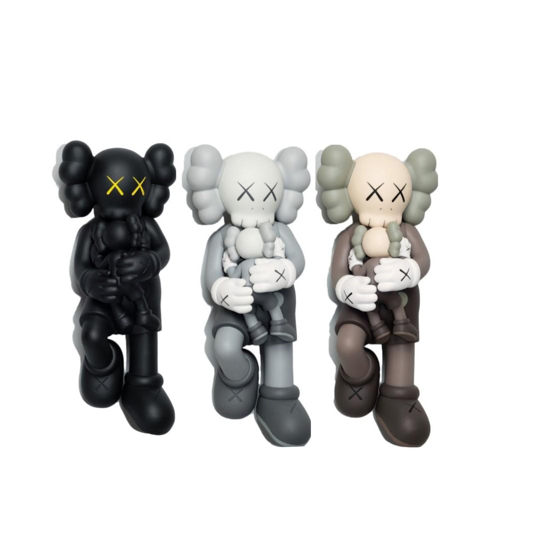 KAWS HOLIDAY SINGAPORE Figure Set Brown/Grey/Black, Hobbies & Toys ...