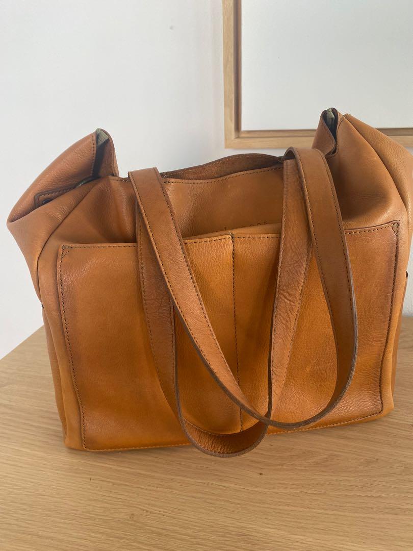 Kelly Moore Camera Bag The Daniela full grain leather tote