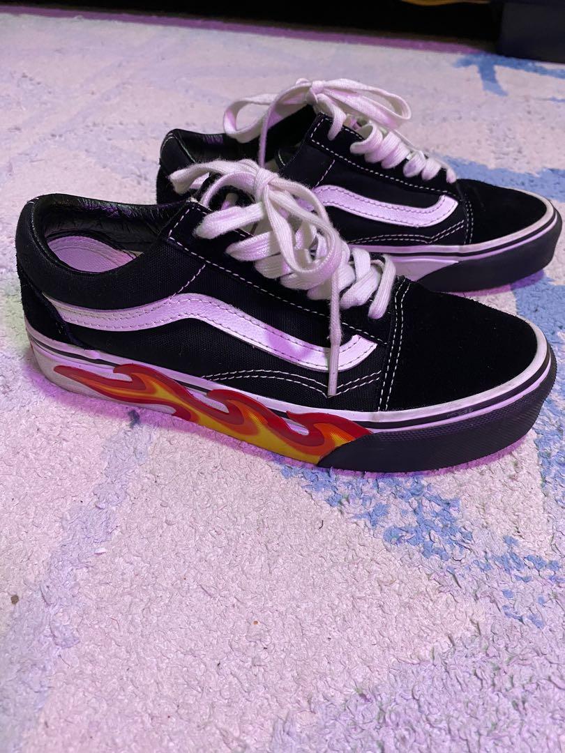 Kids nice looking used VANS size 3.5 US men Babies Kids Babies Kids Fashion on Carousell