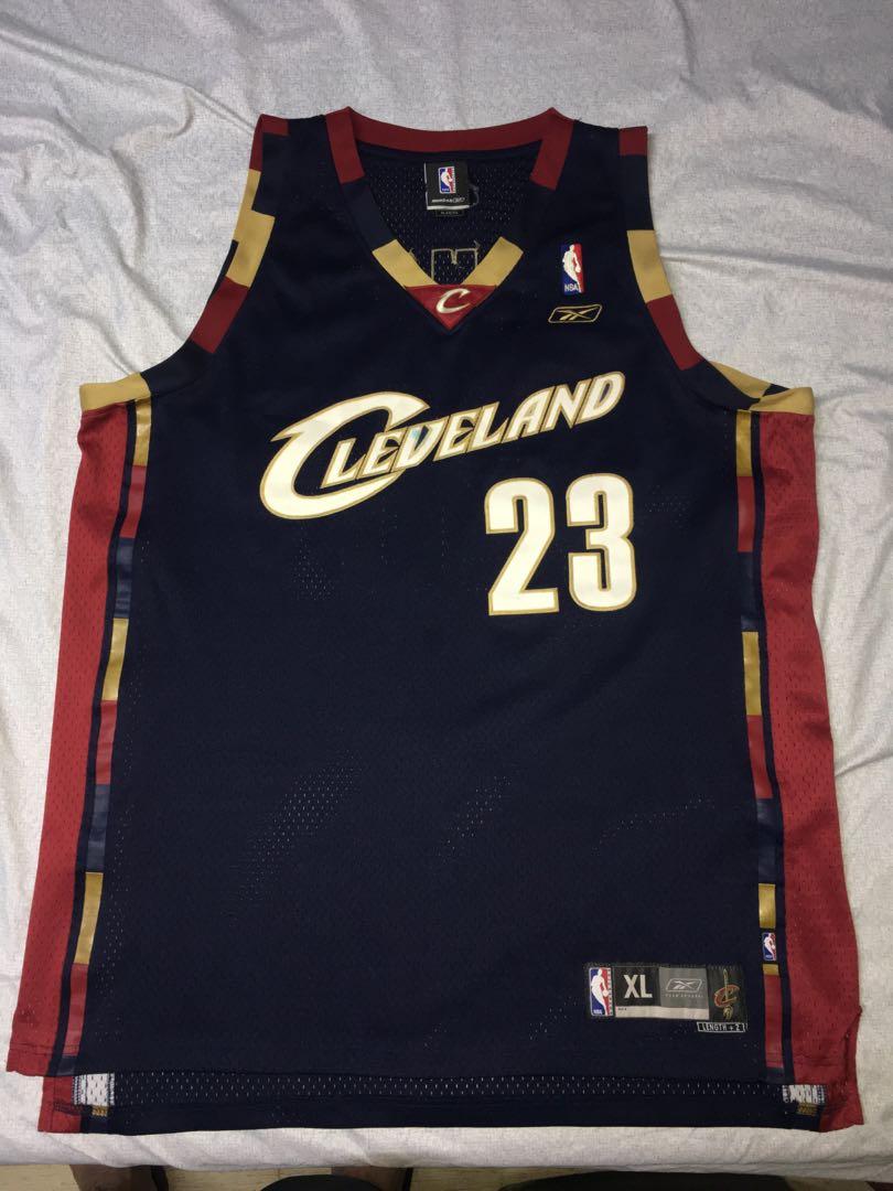 Cleveland Cavaliers #23 LeBron James Black Sleeved Jersey