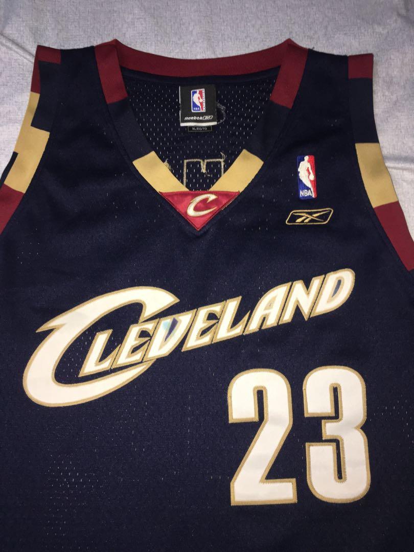 Cleveland Cavaliers #23 LeBron James Black Sleeved Jersey