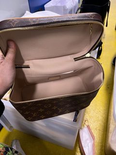 （分類：）位於 。 由 MinnieMoo38 提交（商品編號 1141644495，圖片 1）。簡介： 。