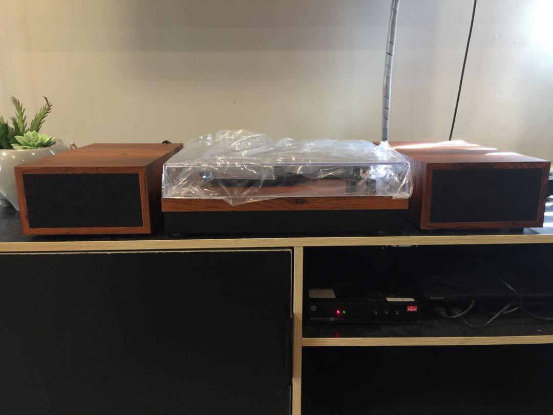 lp-no-1-record-player-audio-other-audio-equipment-on-carousell