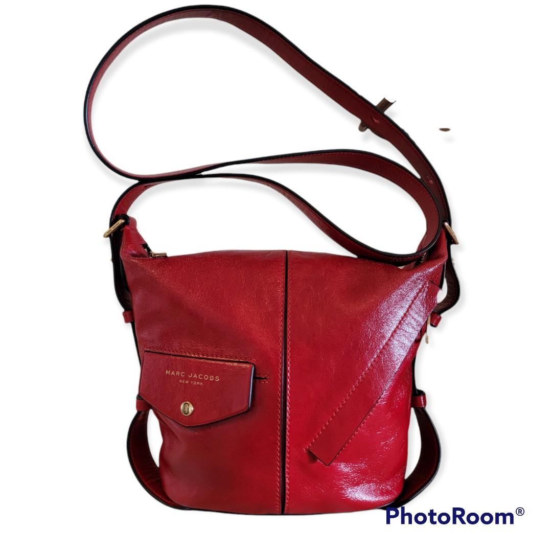Marc jacobs best sale sling convertible bag