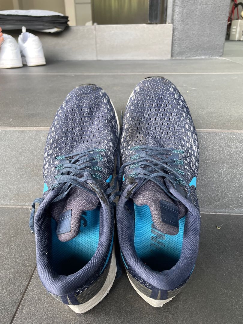 Adidas ultra boost on sale or nike pegasus 35