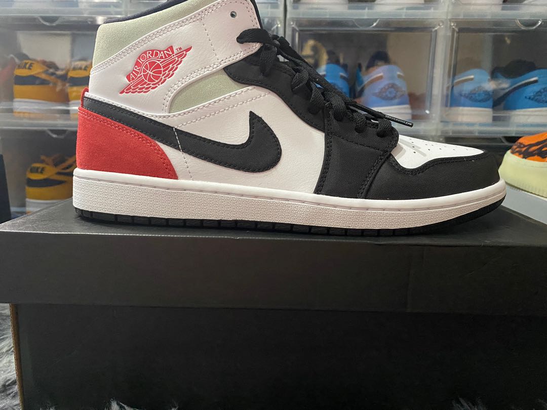 Nike Air Jordan 1 mid union red, Men's Fashion, Footwear, Sneakers on