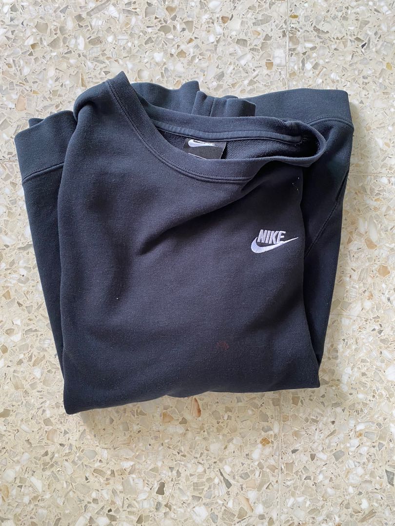 nike crewneck (black M), Olah Raga 