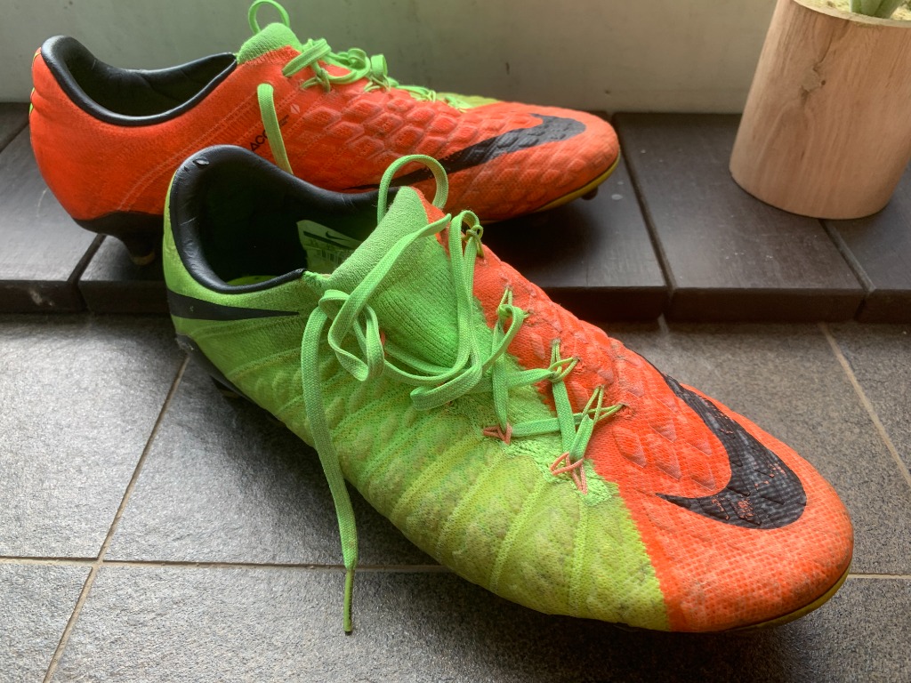 NIKE HYPERVENOM PHANTOM III FG 852567 308 Size US 8.5 UK 7.5
