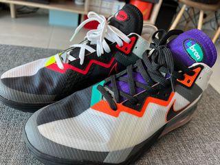 Nike lebron 18 space jam UK8