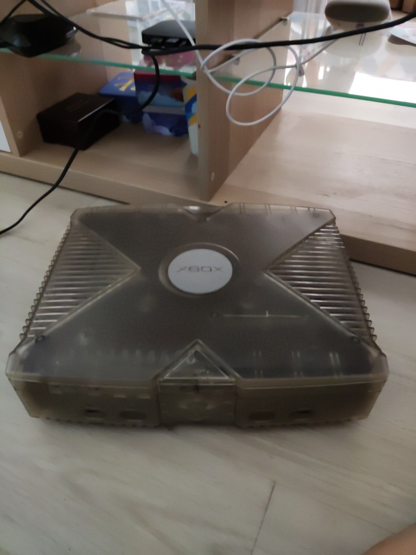 [Not working] Original Xbox (first gen) with lots of controllers, Video Gaming, Video Game