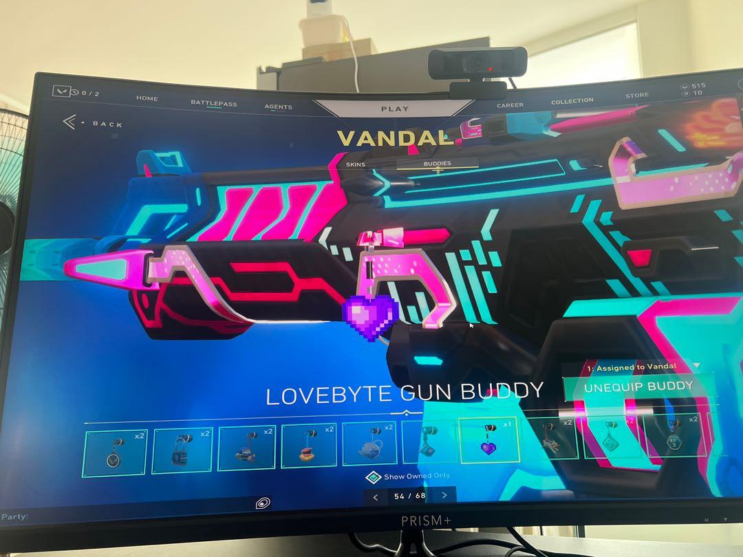 LOVEBYTE Gun Buddy FREE with Prime Gaming for Valorant!  🚨Last Chance  Alert🚨 Love hurts in VALORANT so equip the new Lovebyte Gun Buddy on your  favorite gun and start showing your