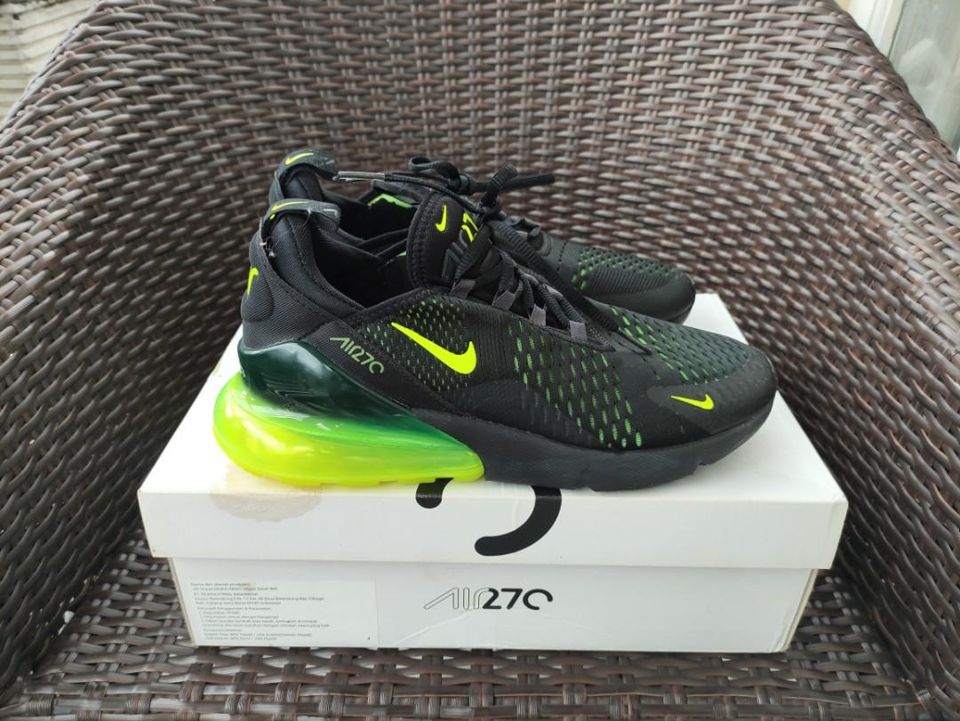 nike 270 black volt