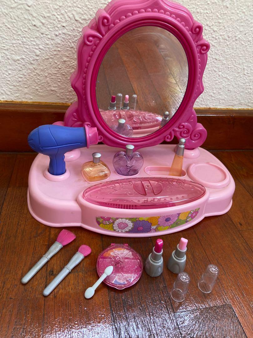 Makeup table 2024 toys r us