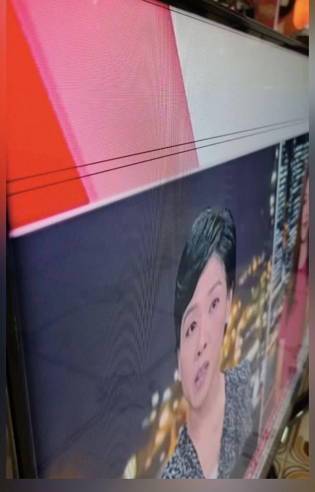 Samsung 55 inch TV, TV & Home Appliances, TV & Entertainment, TV on