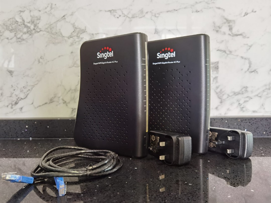 Singtel Optical Network Router + WiFi Gigabit Router AC Plus, Computers ...