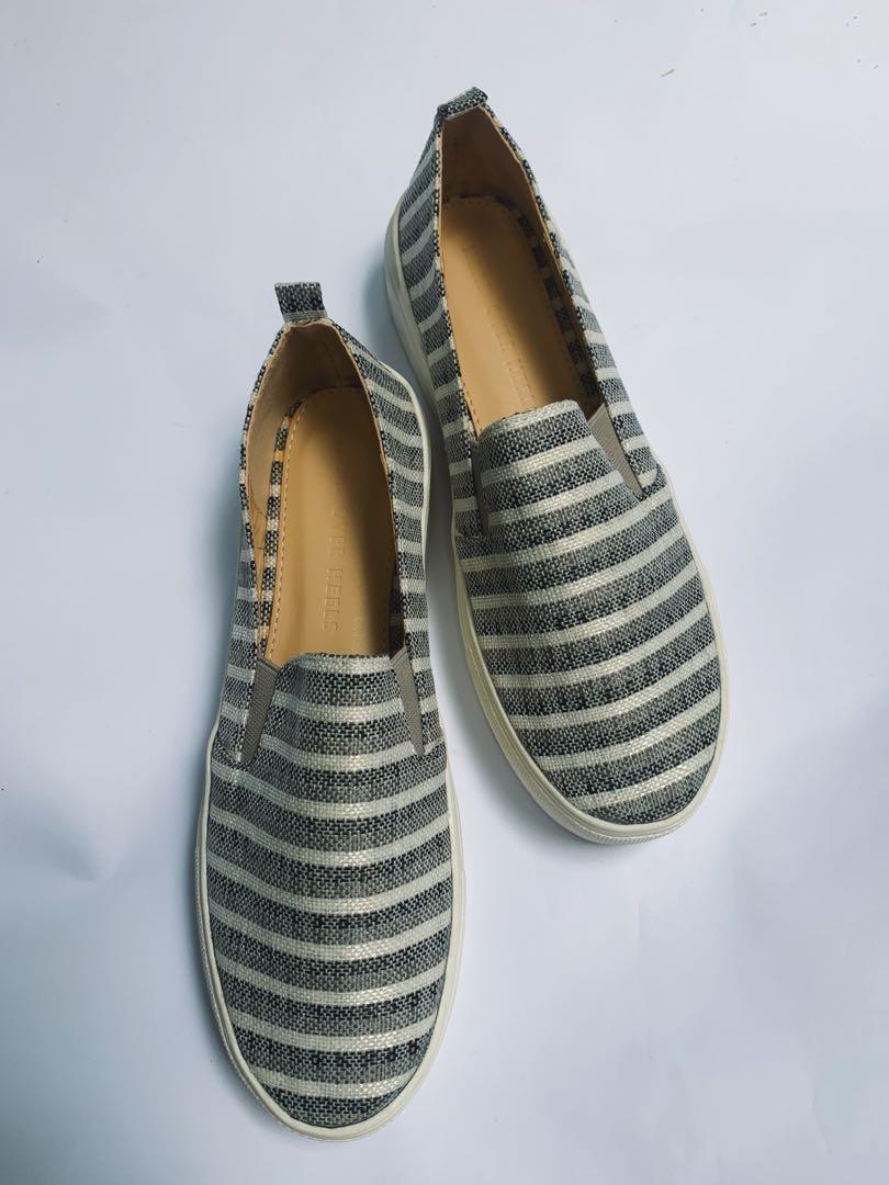 Head over heels sepatu new arrivals