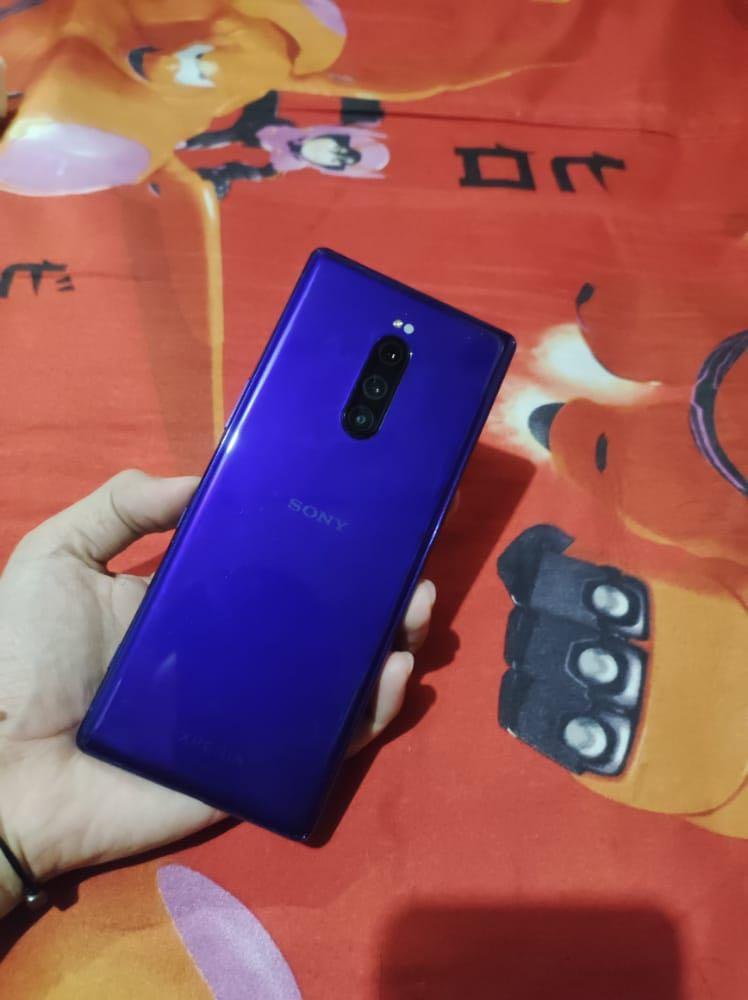 Xperia 1 Purple 64 GB au - スマートフォン本体