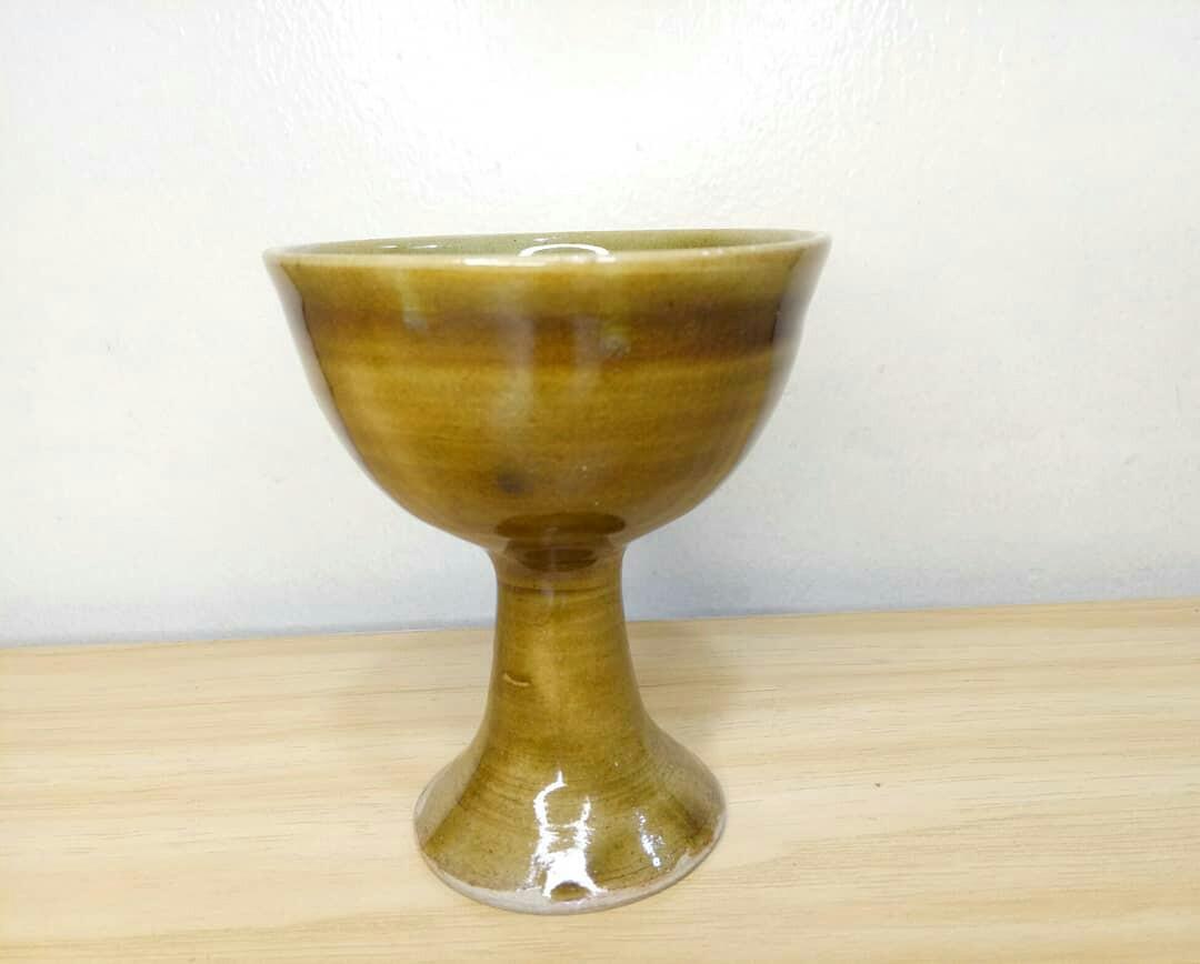 Stoneware goblet (Category: Other Kitchenware & Tableware) located in Mandaluyong City. Submitted by aishoppe08 (Listing ID 1141614343, Image 1). Description: H9.5cm x D8cm.