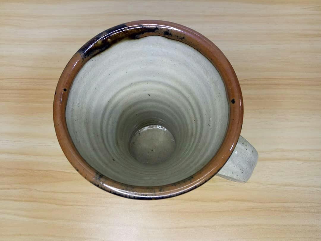 Stoneware tall mug (Category: Other Kitchenware & Tableware) located in Mandaluyong City. Submitted by aishoppe08 (Listing ID 1141616274, Image 3). Description: H15cm x D9.5cm thick and heavy.
