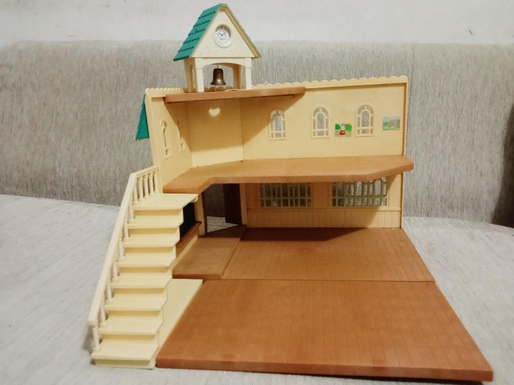 Sylvanian families Berry Grove School, Hobbies & Toys, Toys & Games on Carousell