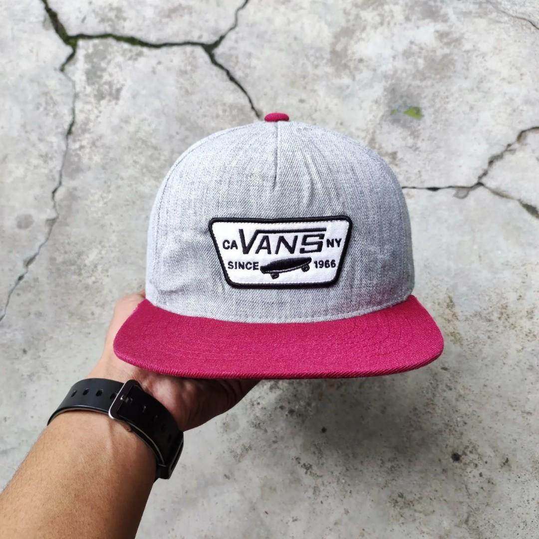 Topi Snapback Vans second original Fesyen Pria Aksesoris Topi