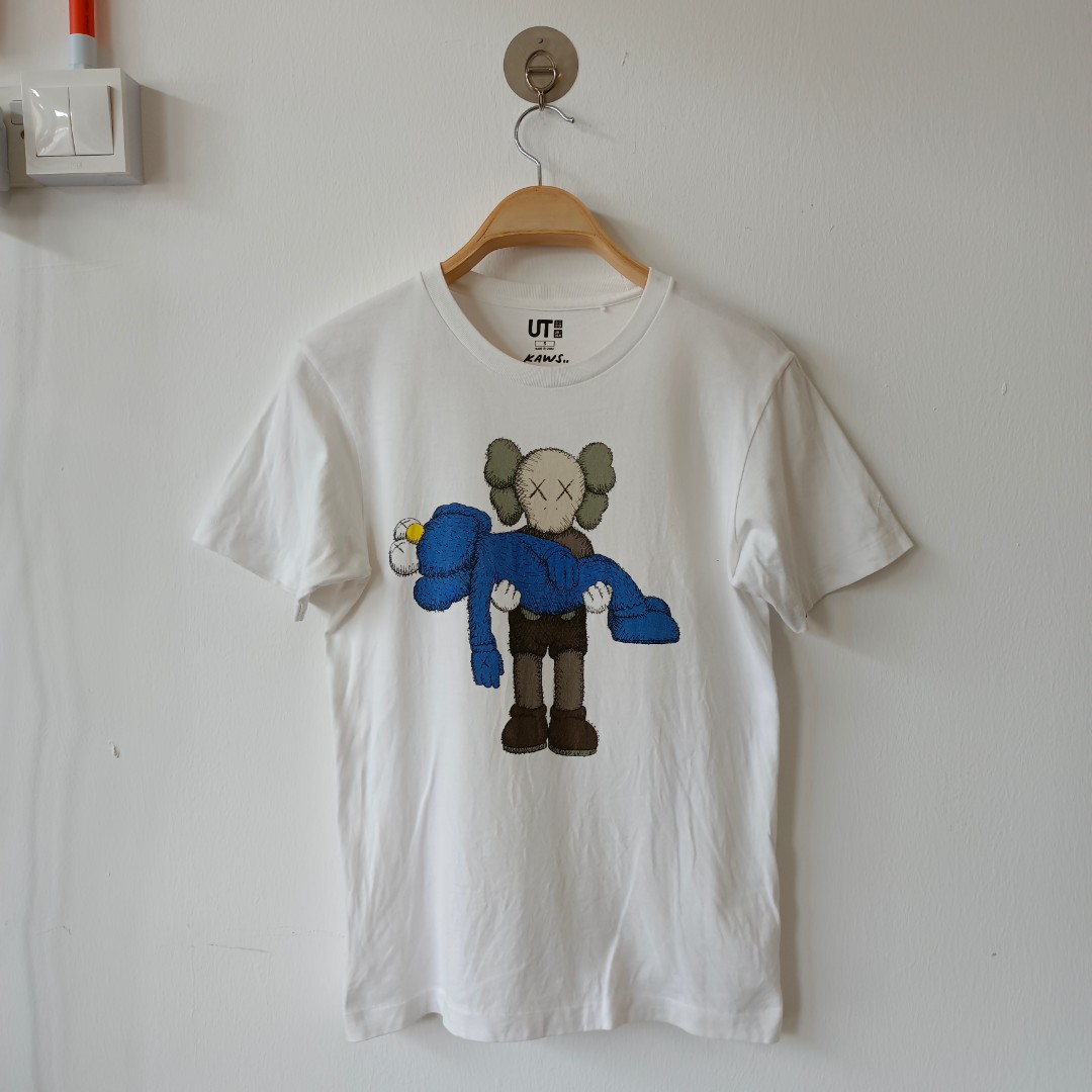 KAWS x Uniqlo Joint Model Font Pattern Logo Short Sleeve T