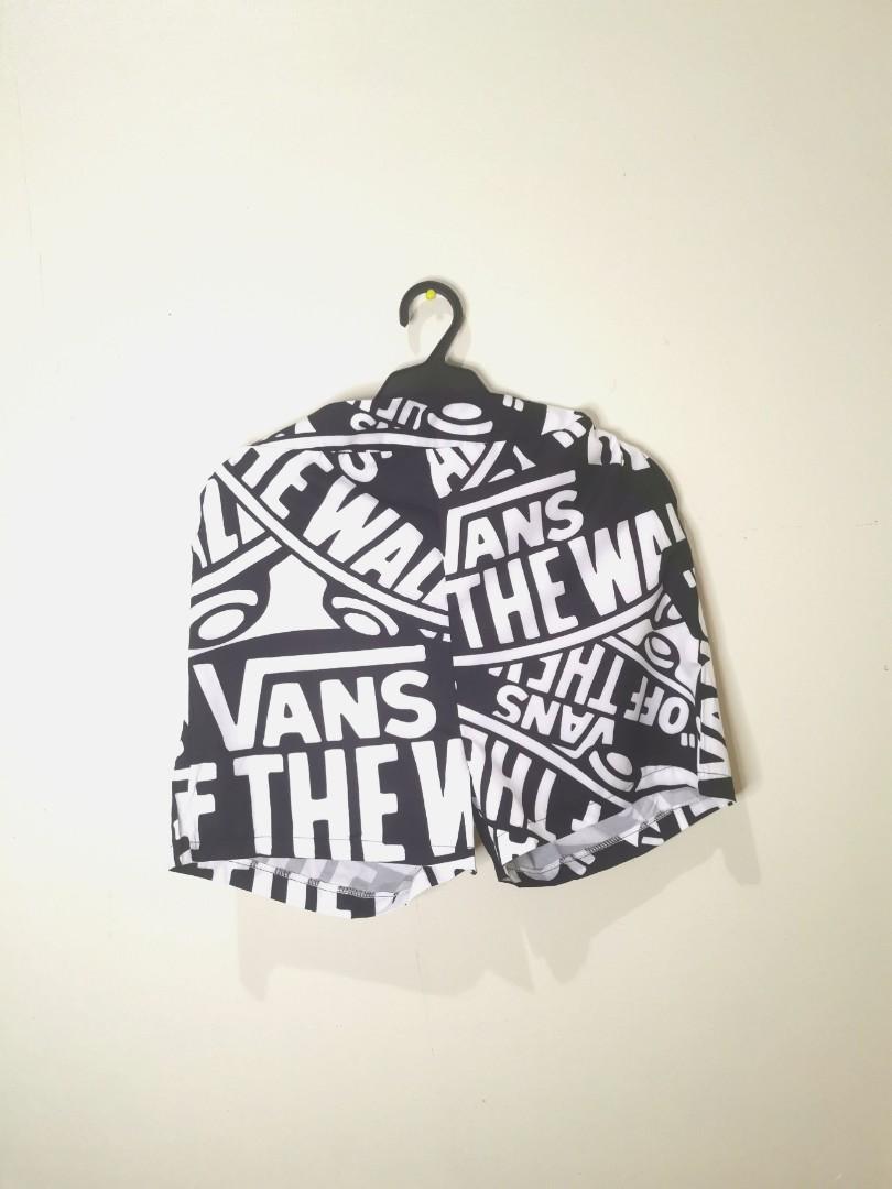 Vans Coordinates (Category: Sets or Coordinates) located in Quezon City. Submitted by keech (Listing ID 1141549151, Image 2). Description: Fits Small- Semi Large with side pockets.