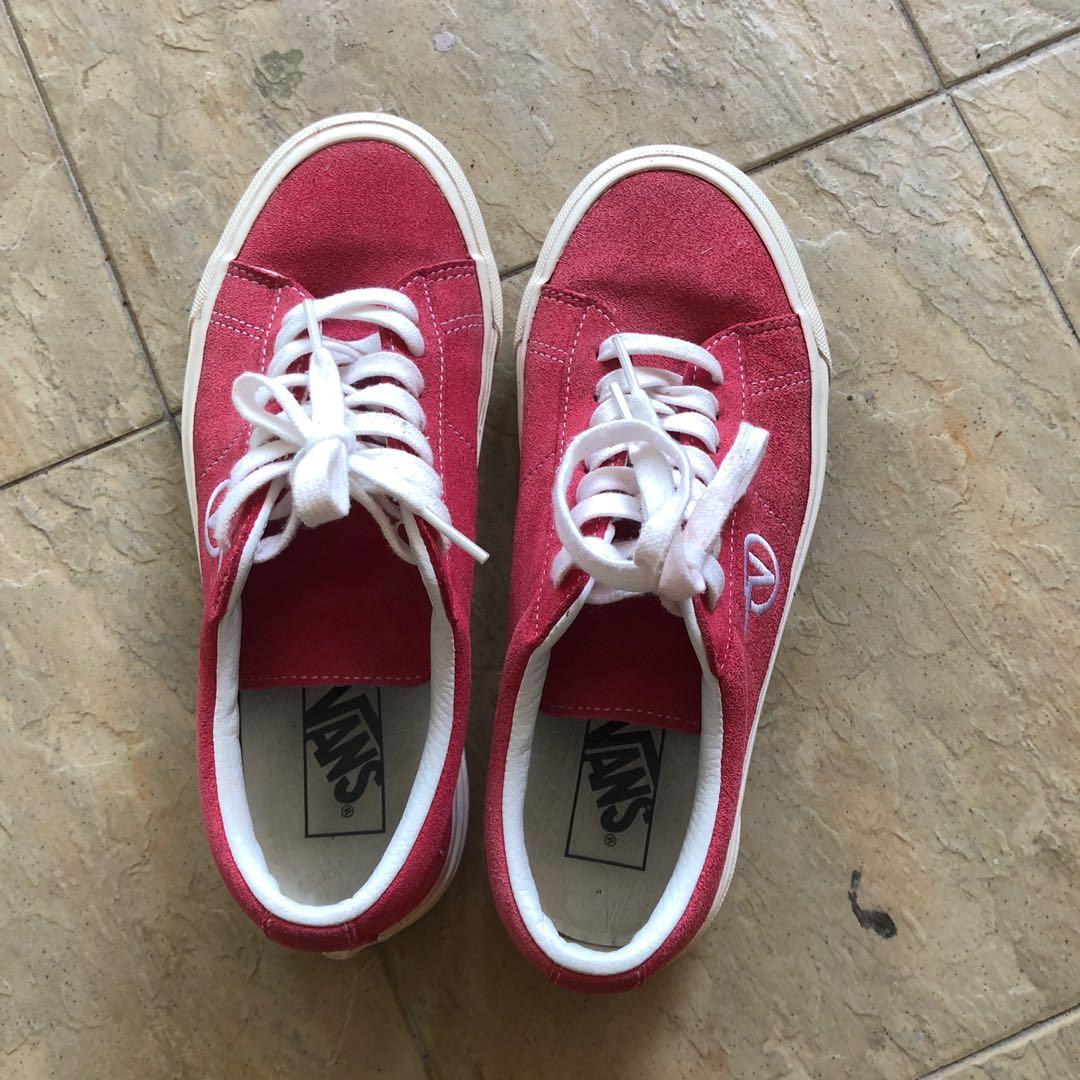 vans sid (Category: Sneakers) located in Segamat. Submitted by ellstock (Listing ID 1141565709, Image 3). Description: worn few times only jual sebab dah taknak pakai uk5.5 25cm fit 6uk postage dfod.