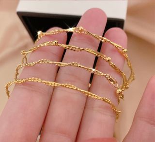 彈力工藝满天星18k金手鐲
Stars 18k Yellow Gold Bangle64226038372865110