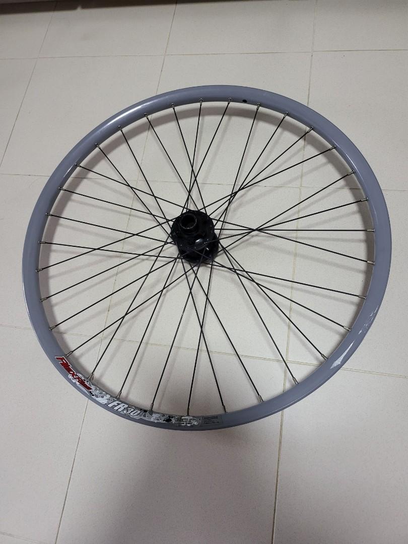 20mm thru axle sales front wheel for sale