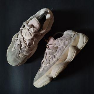 ✨CLEARANCE✨ (9UK) Adidas Yeezy Boost 500