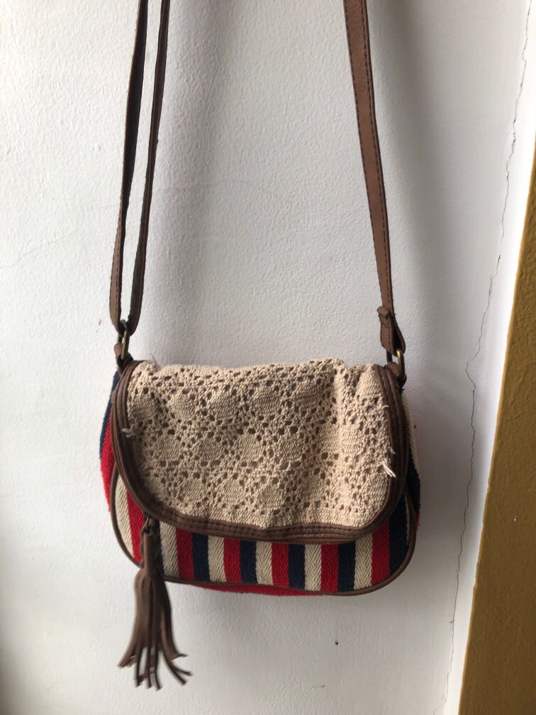 American eagle clearance sling bag