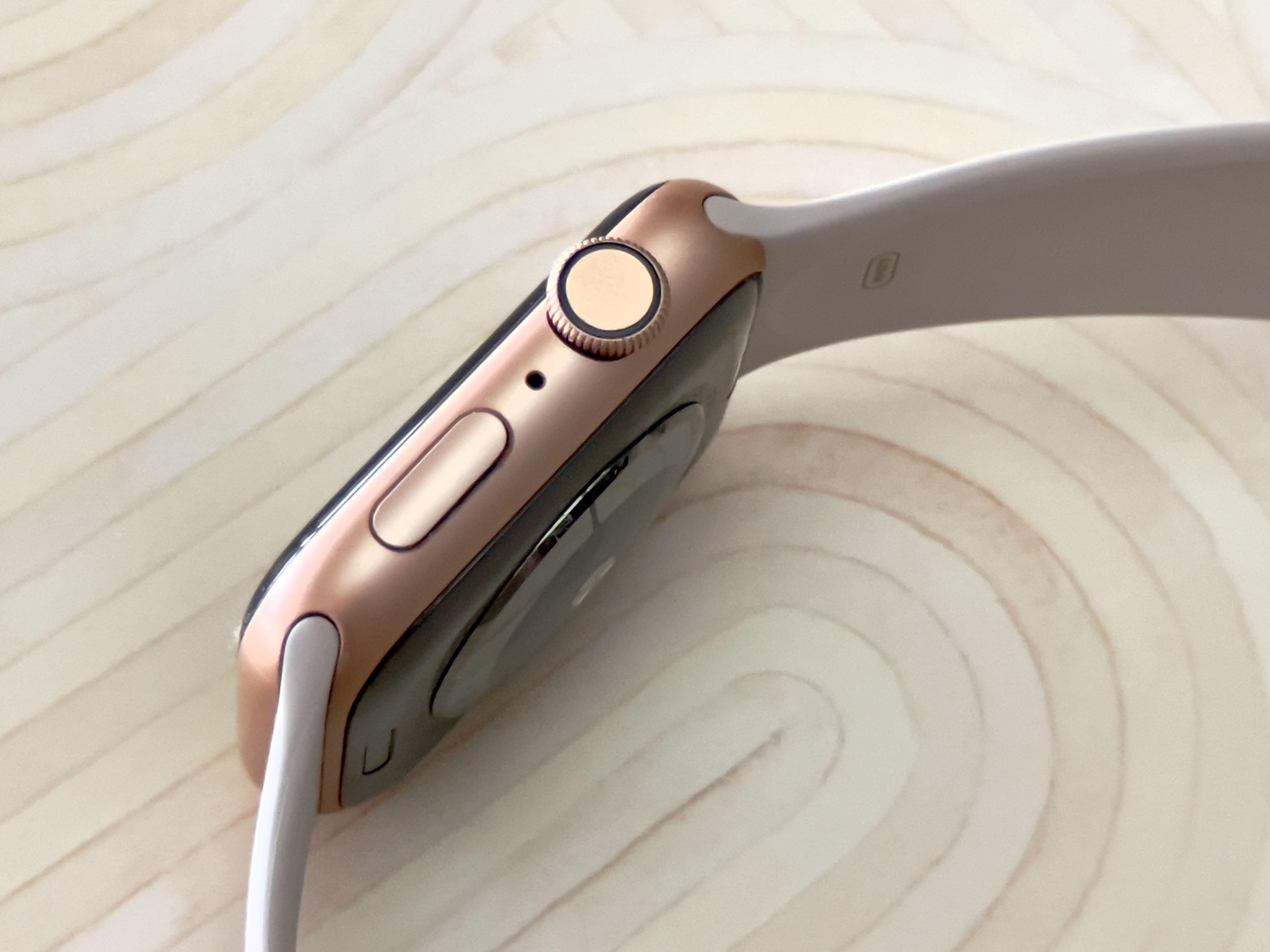 Apple Watch Series 4 44mm GPS Gold Aluminium Mobile Phones Gadgets Wearables Smart Watches on Carousell