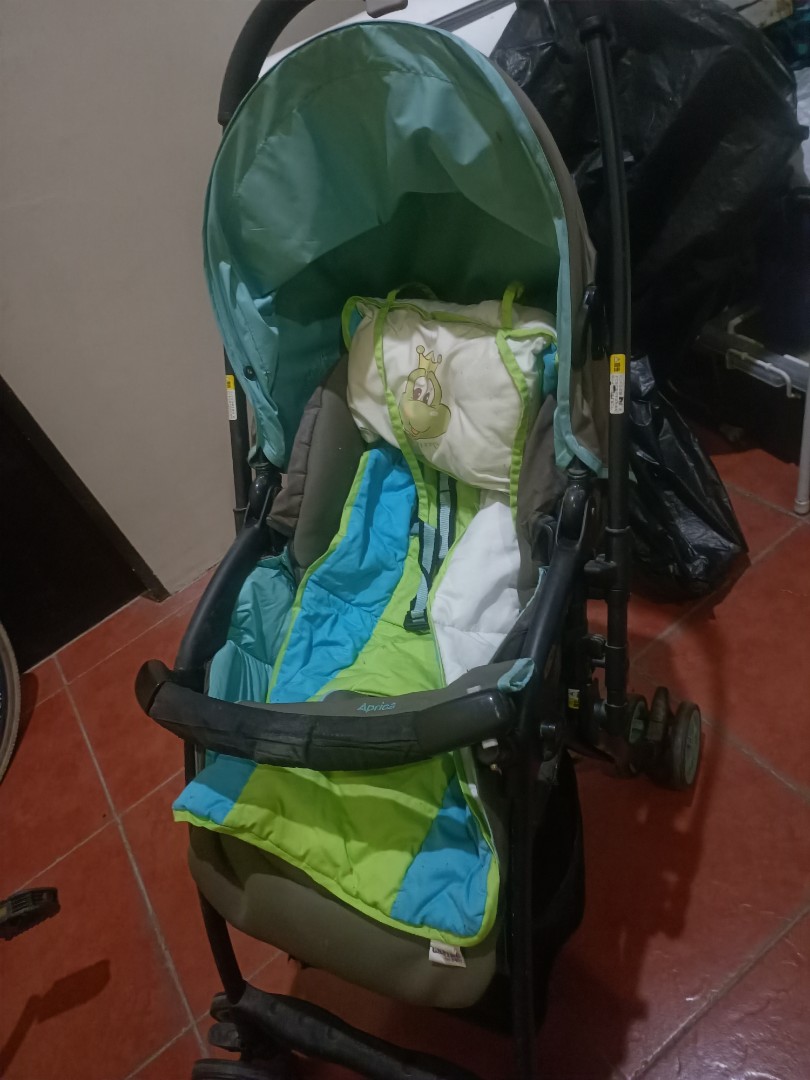 Aprica cheap stroller green